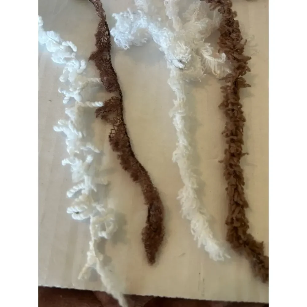 Mixed Lot Of Yarn Skein Brown White Bernat Pipsqueak Yarn Polyester Acrylic 16oz